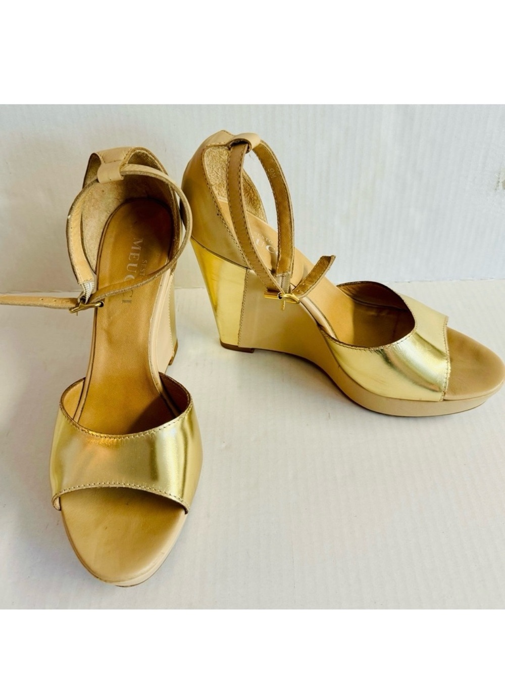 Gold Italian Sesto Meucci Glam platform ankle strap leather heels.Size 9